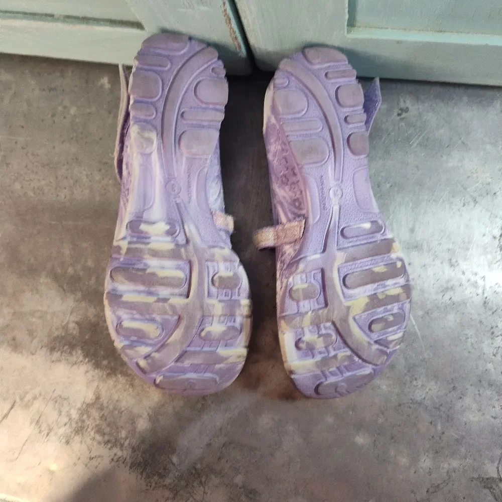 Purple & White Water Sports Sandals Shoes Hook & Loop Straps Size 3 Girls